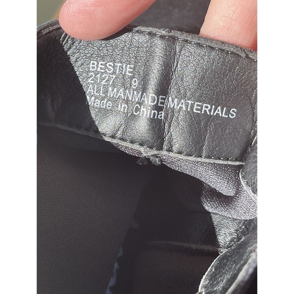 NEW!! SEVEN 7 FOOTWEAR Bestie Ankle Boot, Black, Size 9 - Picture 10 of 11